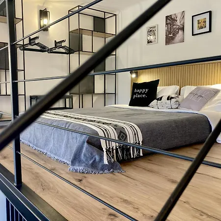 Urban Deluxe Danube Lofts