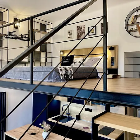 Urban Deluxe Danube Lofts