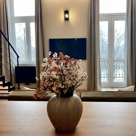 Urban Deluxe Danube Lofts *